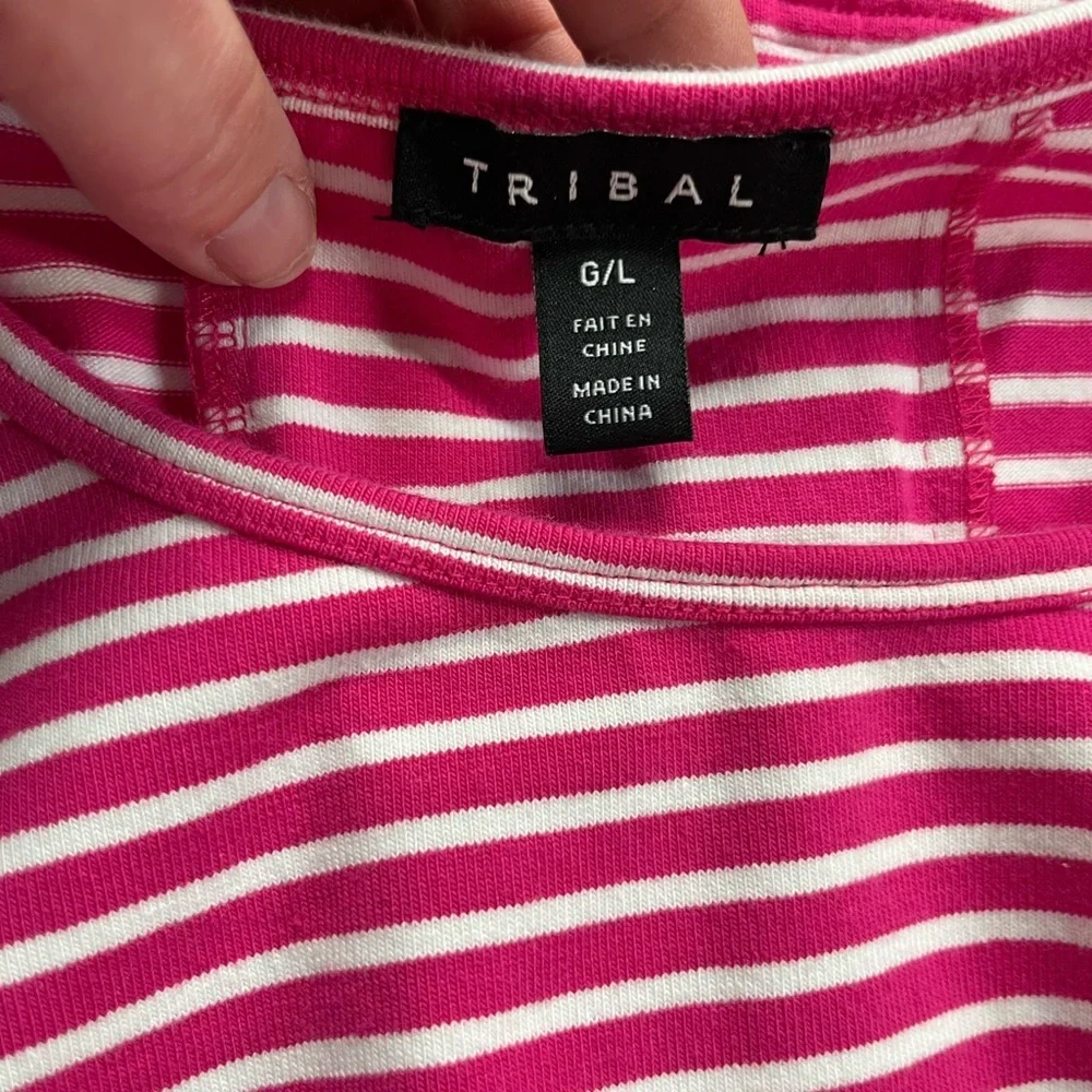 Tribal brand tee size large